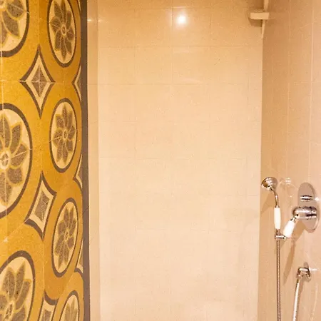 La Casa D'argento Rom