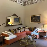 La Casa D'argento Róma