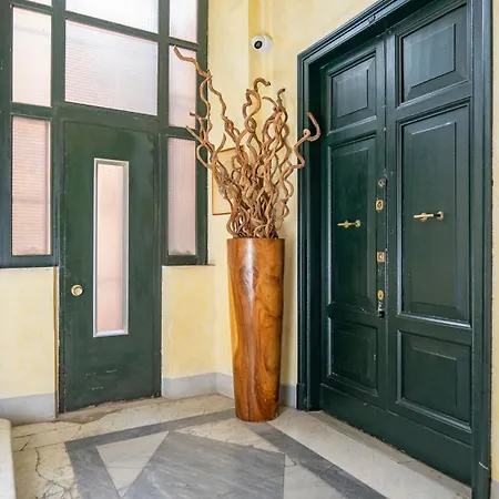 La Casa D'argento Rom